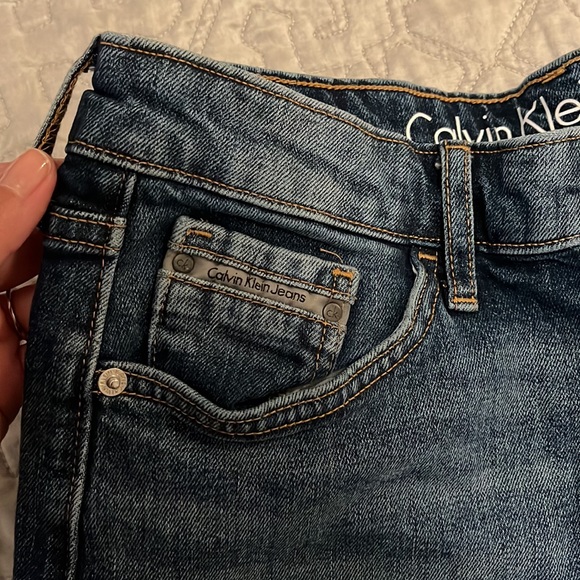 CK Jean shorts - Picture 5 of 5